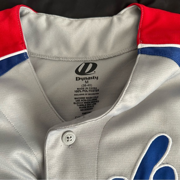 Chicago Cubs baseball jersey - Picture 2 of 2